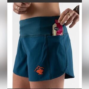 rabbit Summit Chasers 4" Short pockets MEDIUM